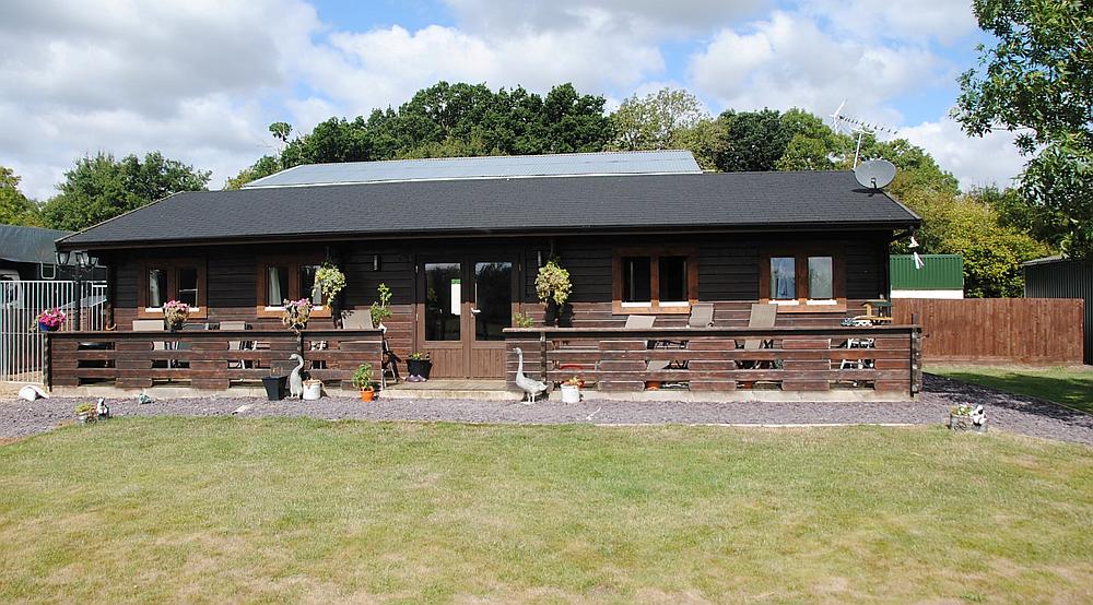 Property for Sale Potterspury NORTHAMPTONSHIRE Rural Scene