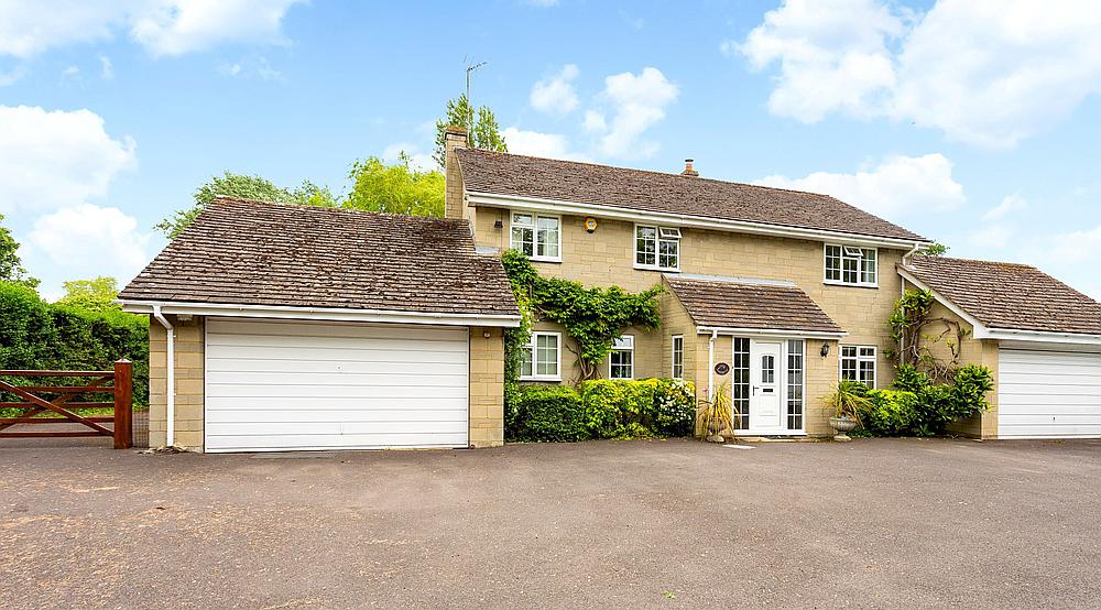 Property for Sale Chippenham WILTSHIRE Rural Scene