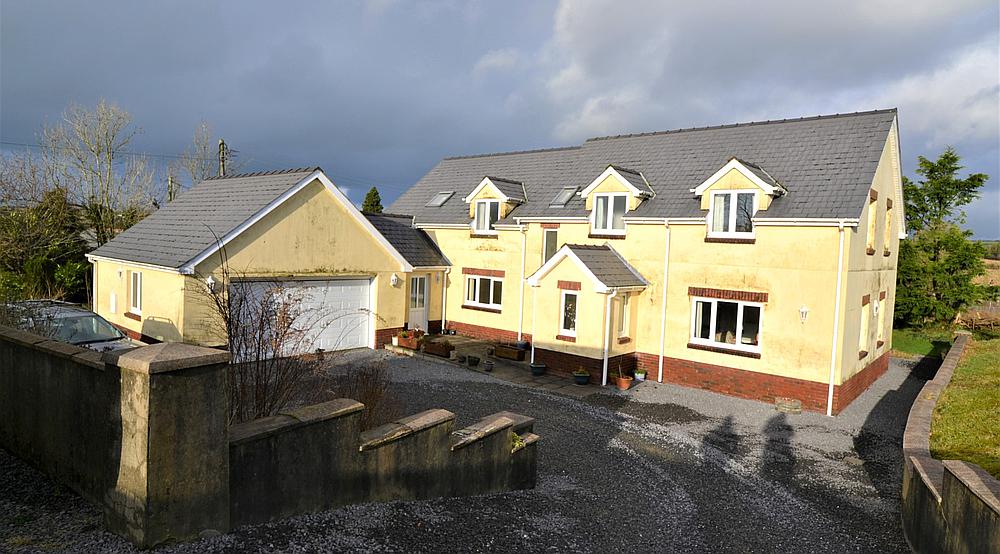 Property for Sale Trelech CARMARTHENSHIRE Rural Scene