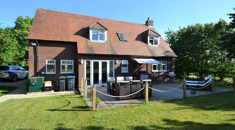 Property for Sale Braydon WILTSHIRE Rural Scene