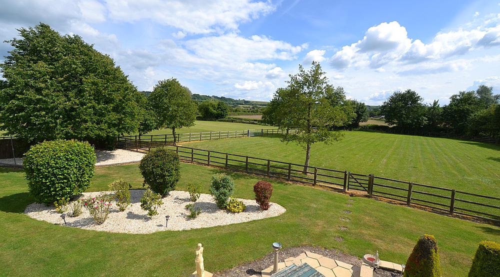 Property for Sale Broad Town WILTSHIRE Rural Scene