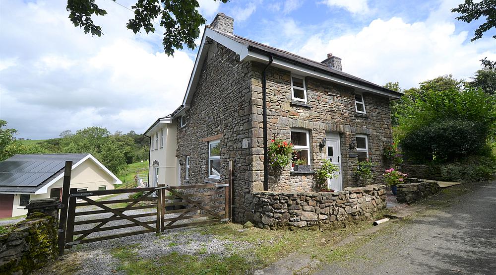 Property for Sale Llandeilo CARMARTHENSHIRE Rural Scene