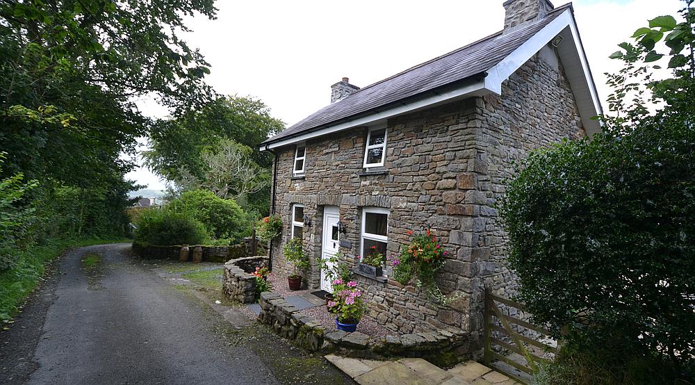 Property for Sale Llandeilo CARMARTHENSHIRE Rural Scene
