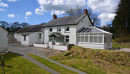 Llanpumpsaint  CARMARTHENSHIRE