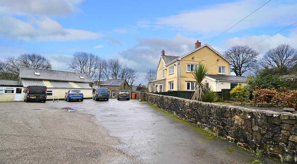 Property for Sale Tycroes CARMARTHENSHIRE Rural Scene