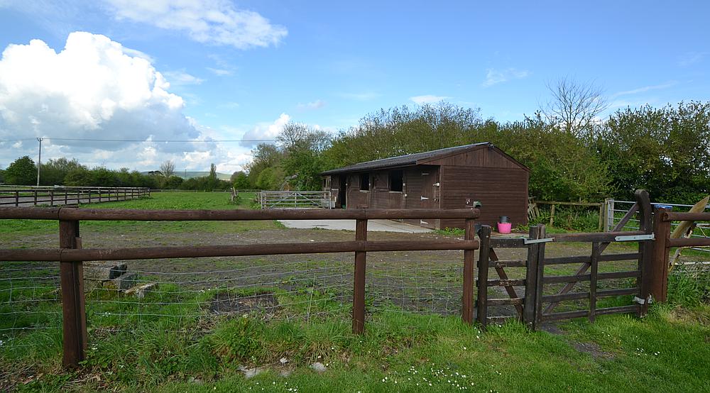 Property for Sale Nr Devizes WILTSHIRE Rural Scene