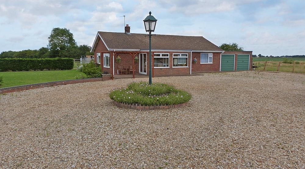 Property for Sale Fishtoft LINCOLNSHIRE Rural Scene