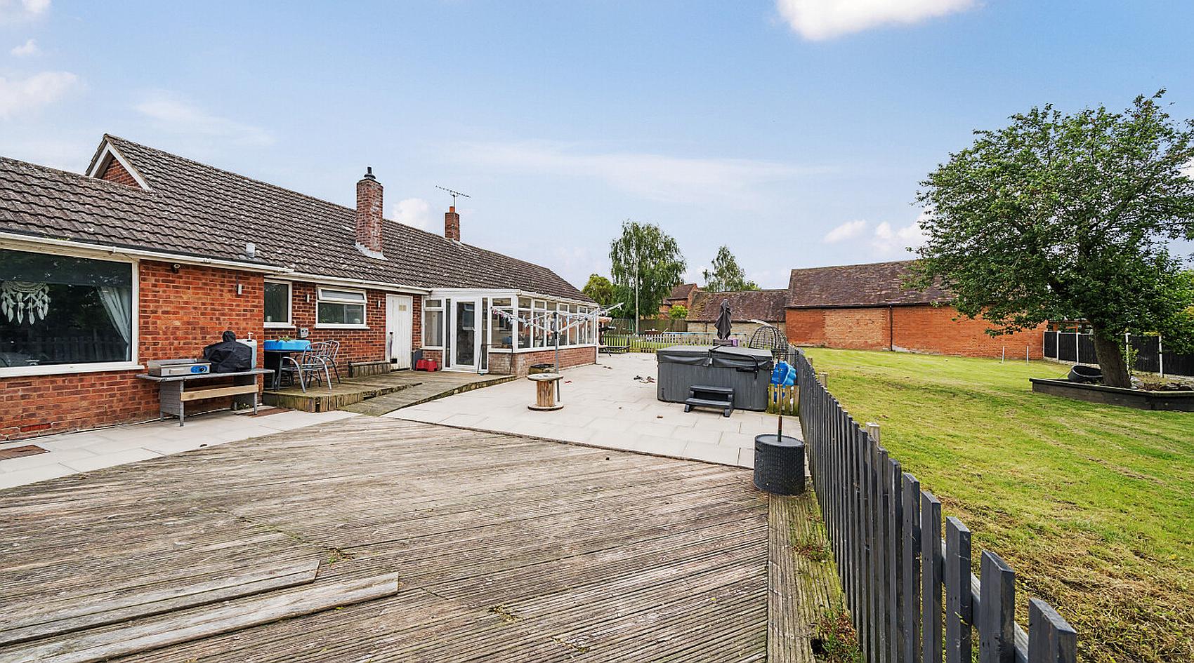 Lower Strensham WORCESTERSHIRE