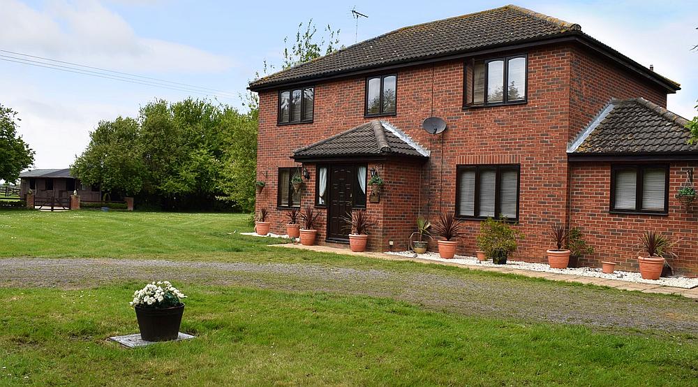 Property for Sale Spalding LINCOLNSHIRE Rural Scene